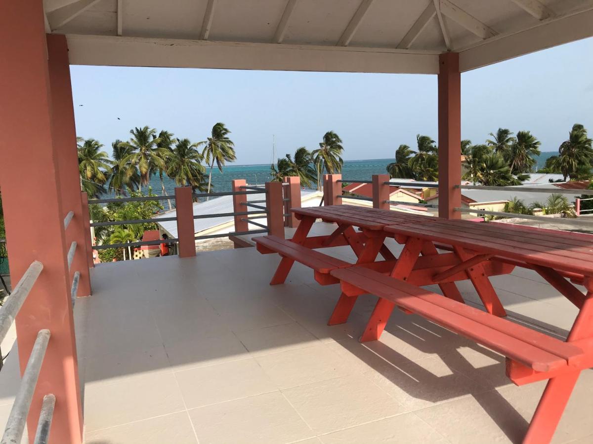 Tropical Paradise Express Caye Caulker Exterior foto