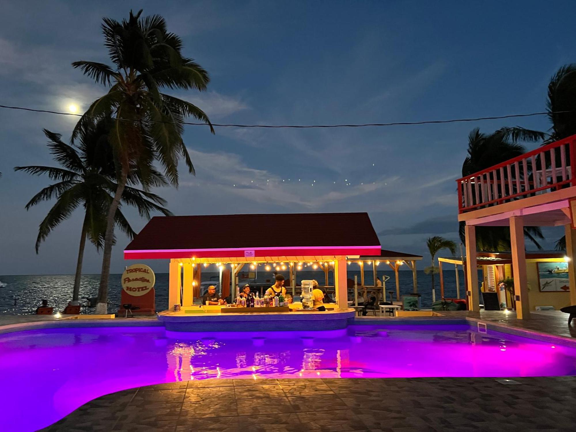 Tropical Paradise Express Caye Caulker Exterior foto